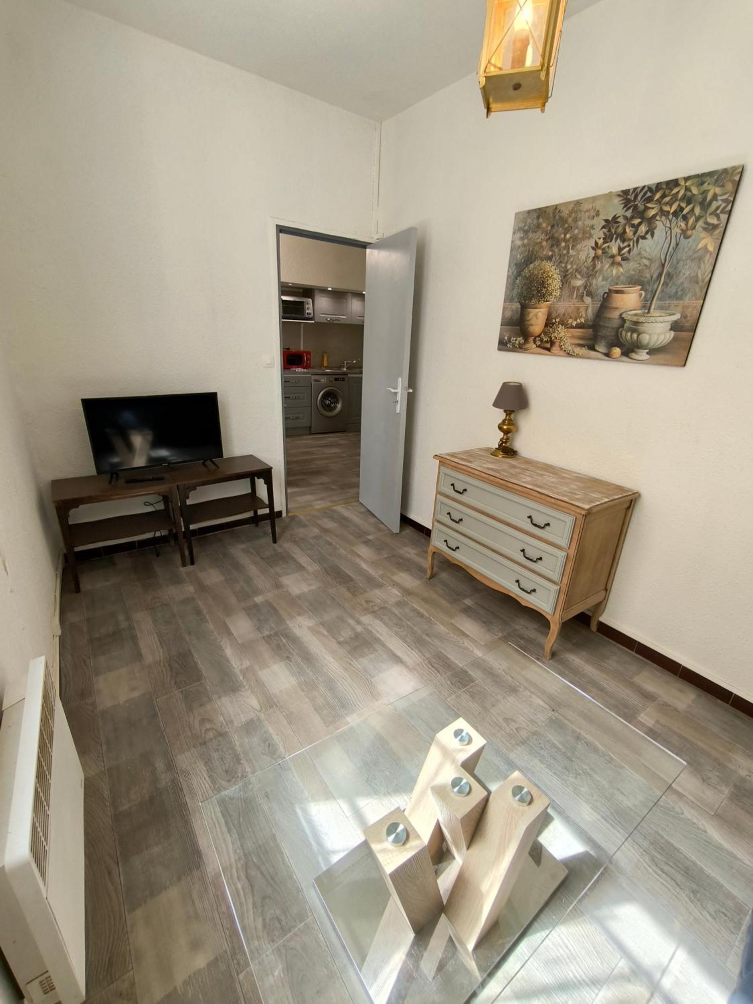 Appartement Chaleureux Dans Le Centre De 베지에 외부 사진